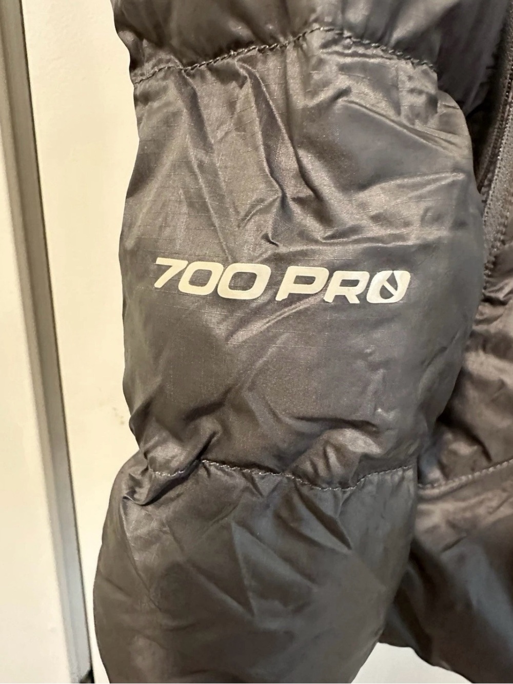 The North Face Summit Series Gray Packable Hooded Down Jacket 700 Fill - Picture 4 of 10